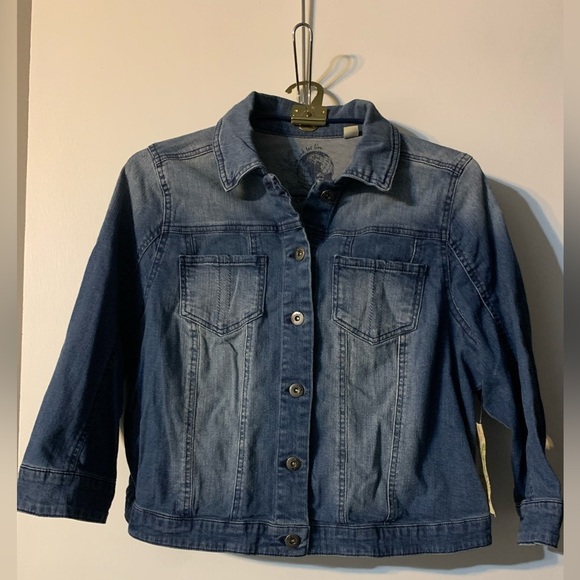 ONE WORLD Jackets & Blazers - Stretch Denim Jacket. ONE WORLD Cropped.  Size LARGE. New with tag. Too cute!